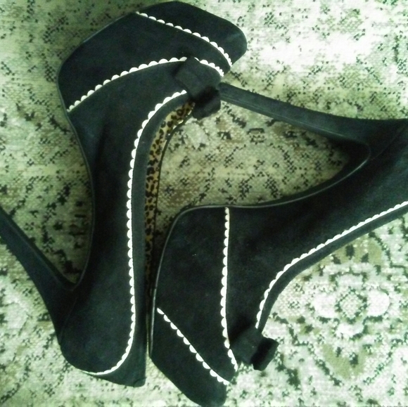 Jessica Simpson Jeorge Pump - Picture 3 of 6